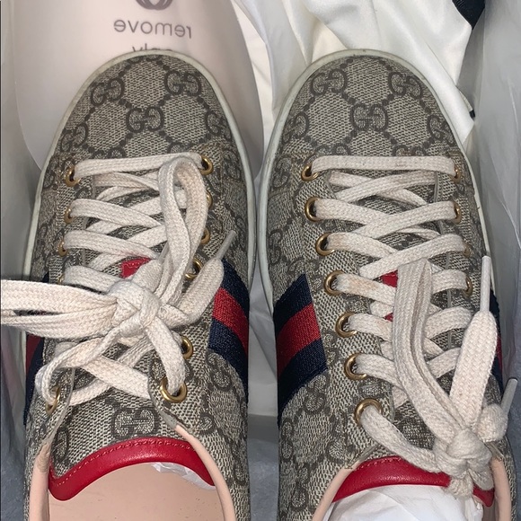 Gucci Sneakers - Picture 3 of 6
